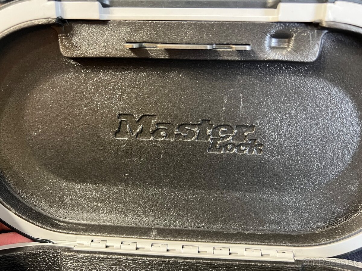 MasterLock 5900EURD Cestovná bezpečnostná schránka - 9