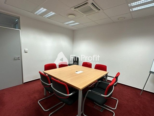 Reprezentatívne administratívne priestory na prenájom - od 1 - 9