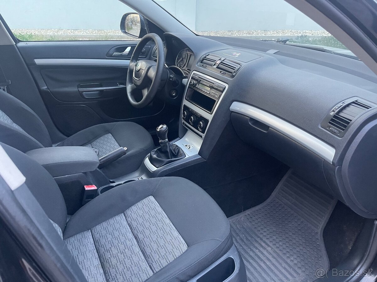 Škoda Octavia 2 Facelift 2.0TDI - 9