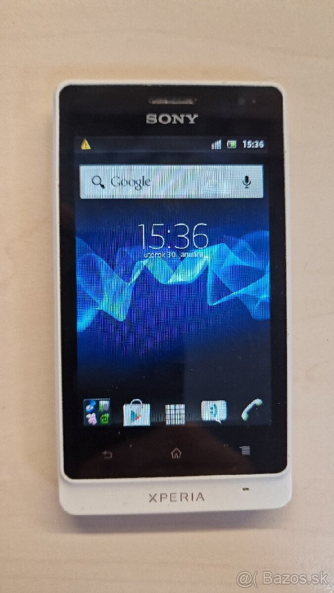 Sony Xperia GO (ST27i) GB 4GB 512MB RAM - 9
