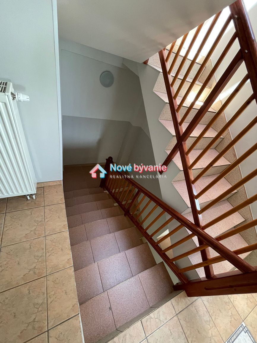 Prenájom veľkého domu – ubytovanie pre robotníkov / firmy – - 9