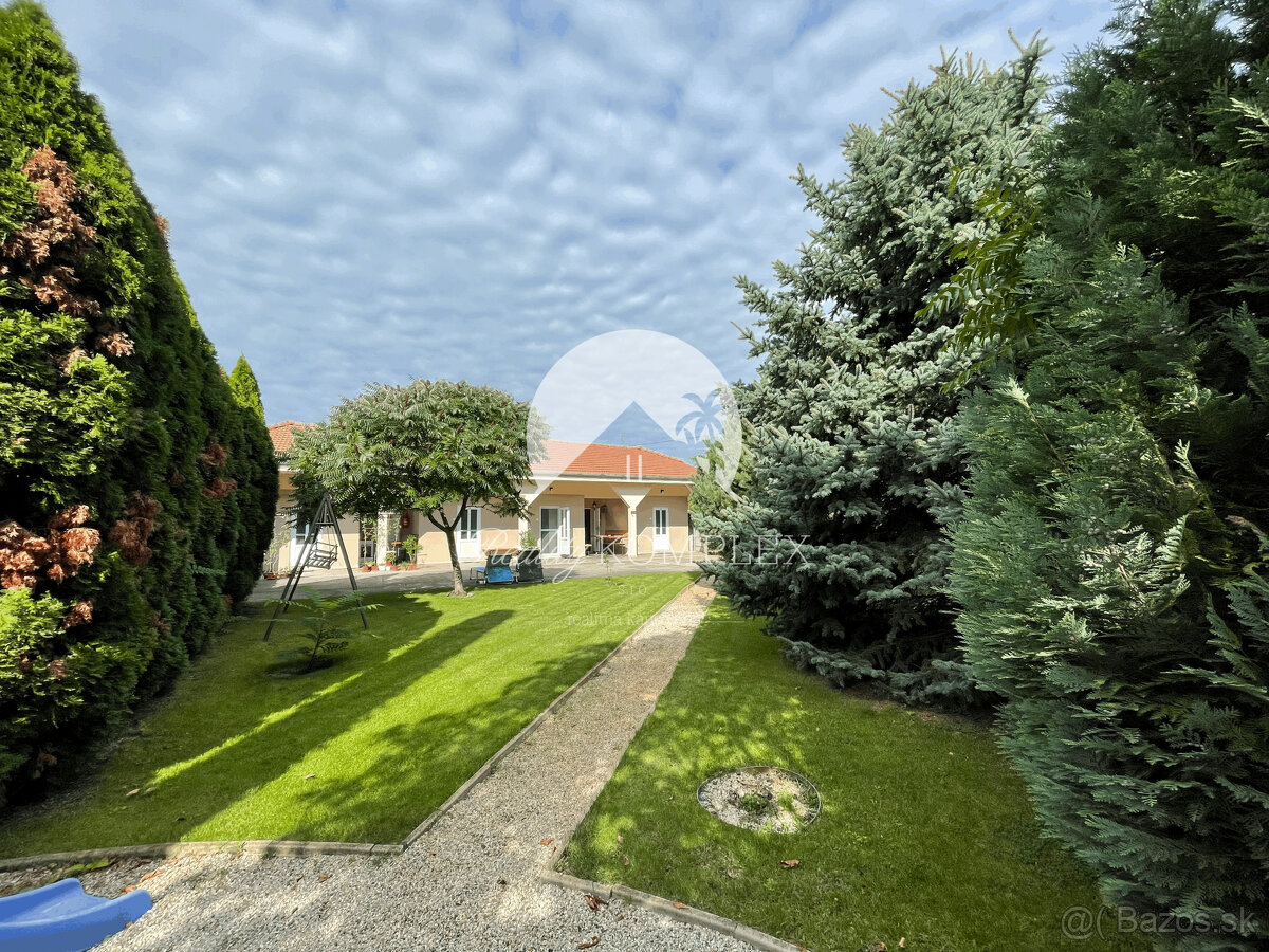 Reality KOMPLEX s.r.o. Vám ponúka apartmánový dom vo Veľkom - 9