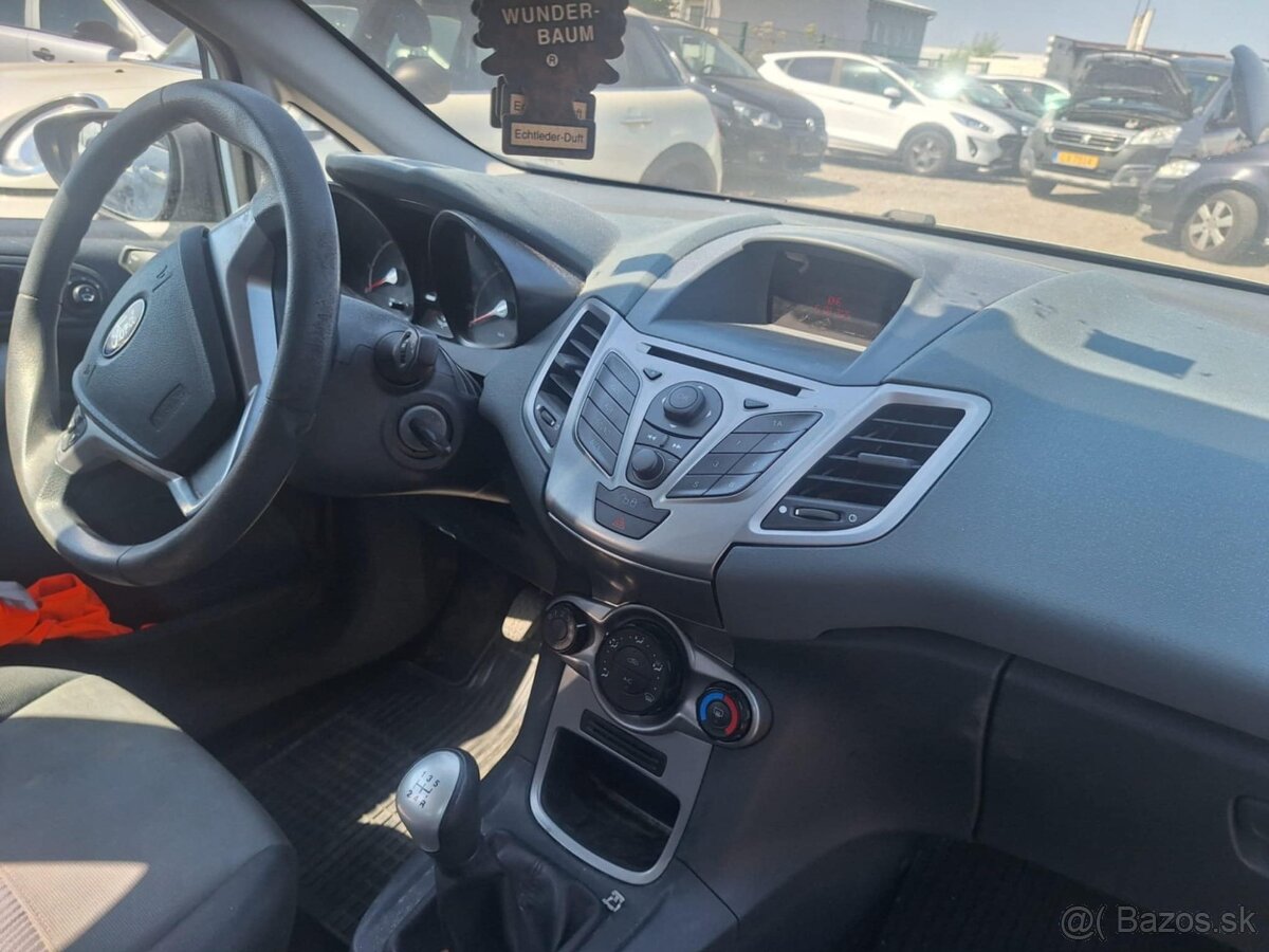 Ford Fiesta 1.25i - 9