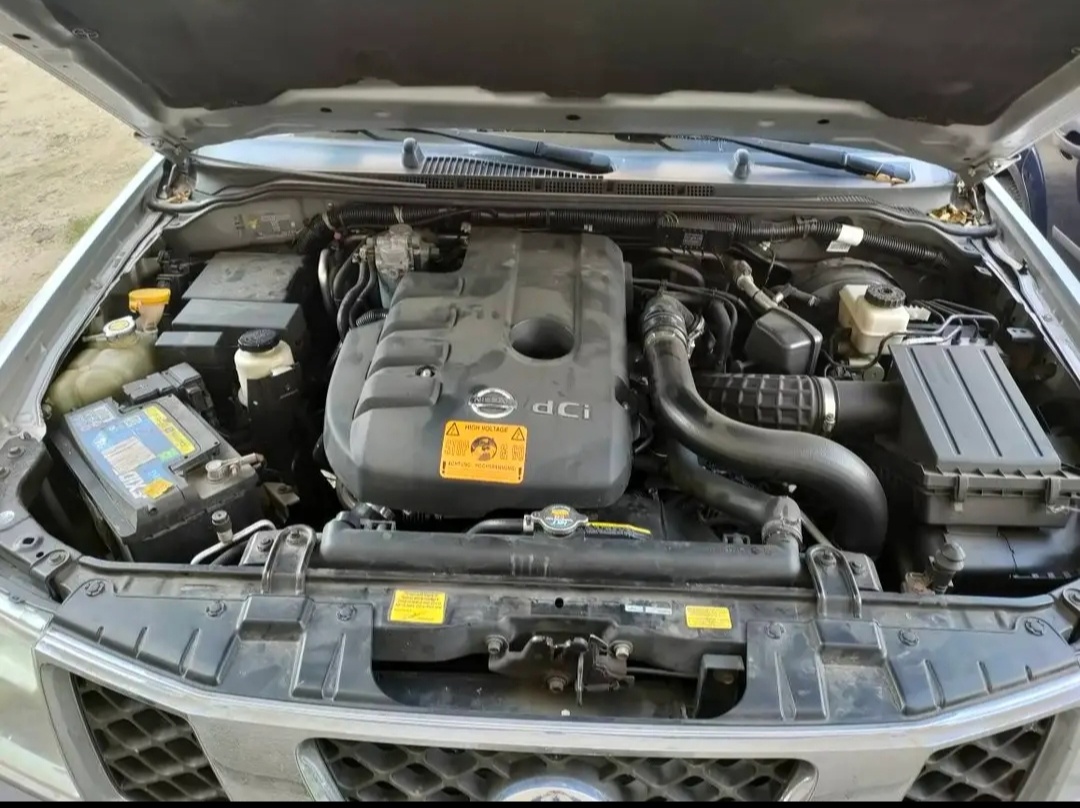 Nissan Pathfinder R51 128kW r.2006 - 9