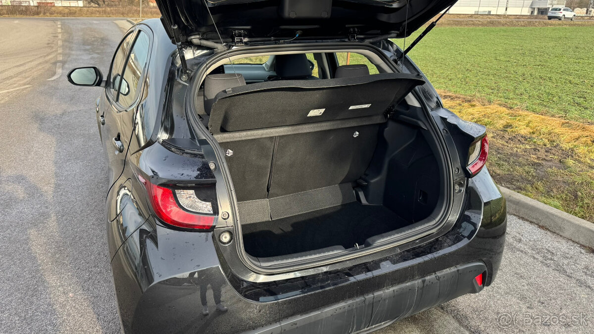 Toyota Yaris 1.5 Dynamic Force Comfort MDS - 9