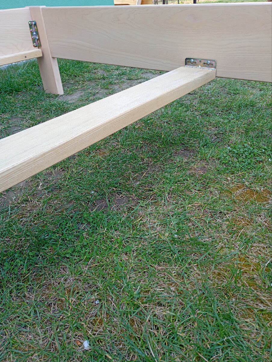 Manželská posteľ - 9