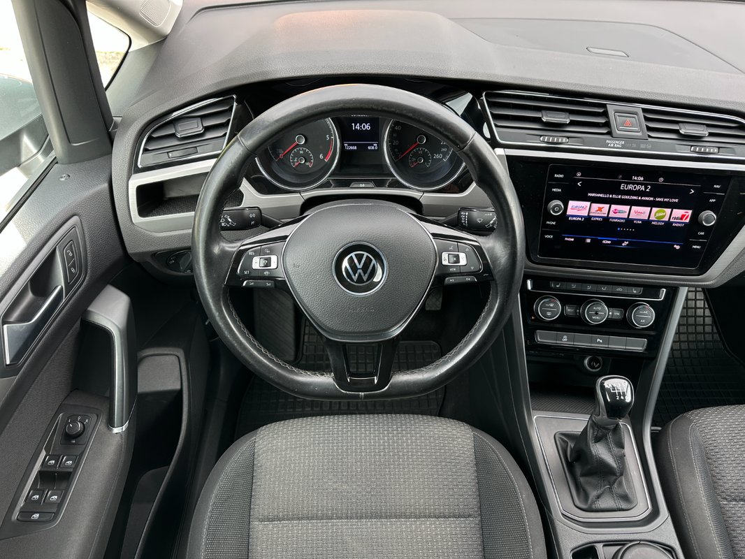 Volkswagen Touran 2.0 TDi - 9