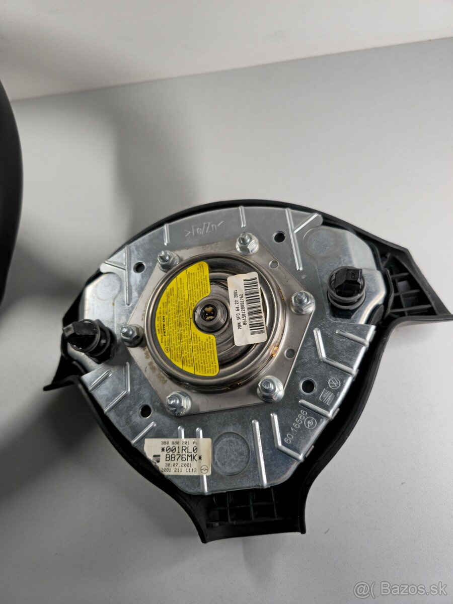 MK4 R32 VOLKSWAGEN KOŽENÝ VOLANT - 9