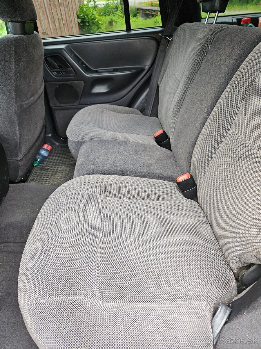 Predám jeep grand cherokee 4,0 l benz,lpg - 9