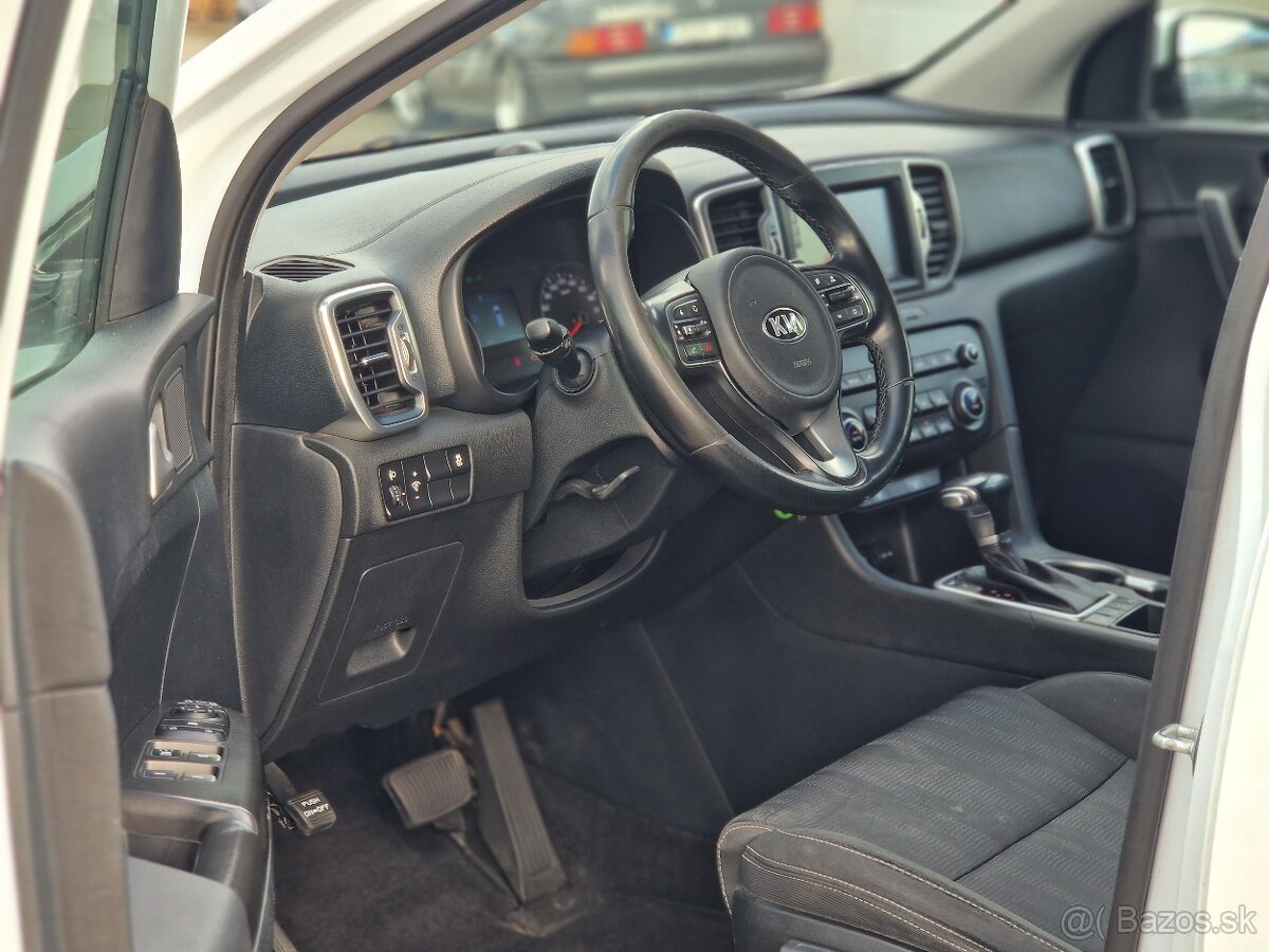 Kia Sportage 2.0 CRDi 4WD AT Gold Odpočet DPH - 9