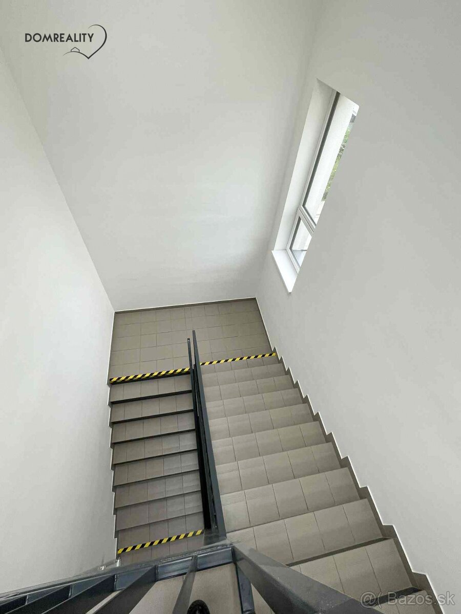 Na prenájom moderný 1 izbový byt s loggiou v Starej Turej - 9