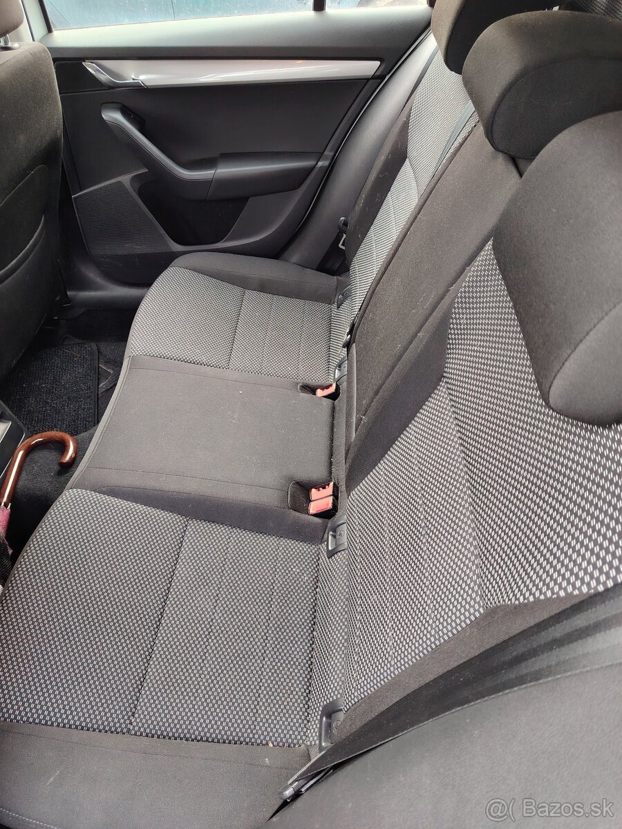 Predám škoda Octavia 3 combi - 9
