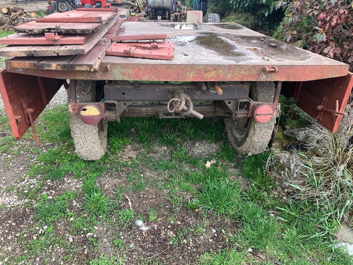 Traktor s vleckou - 9