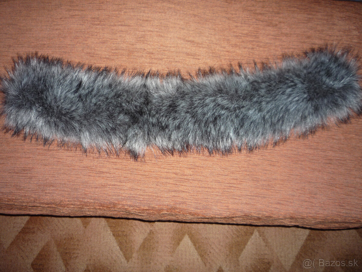 Dámsky prešívaný kabát s kapucňou zn. GAROFF - 9