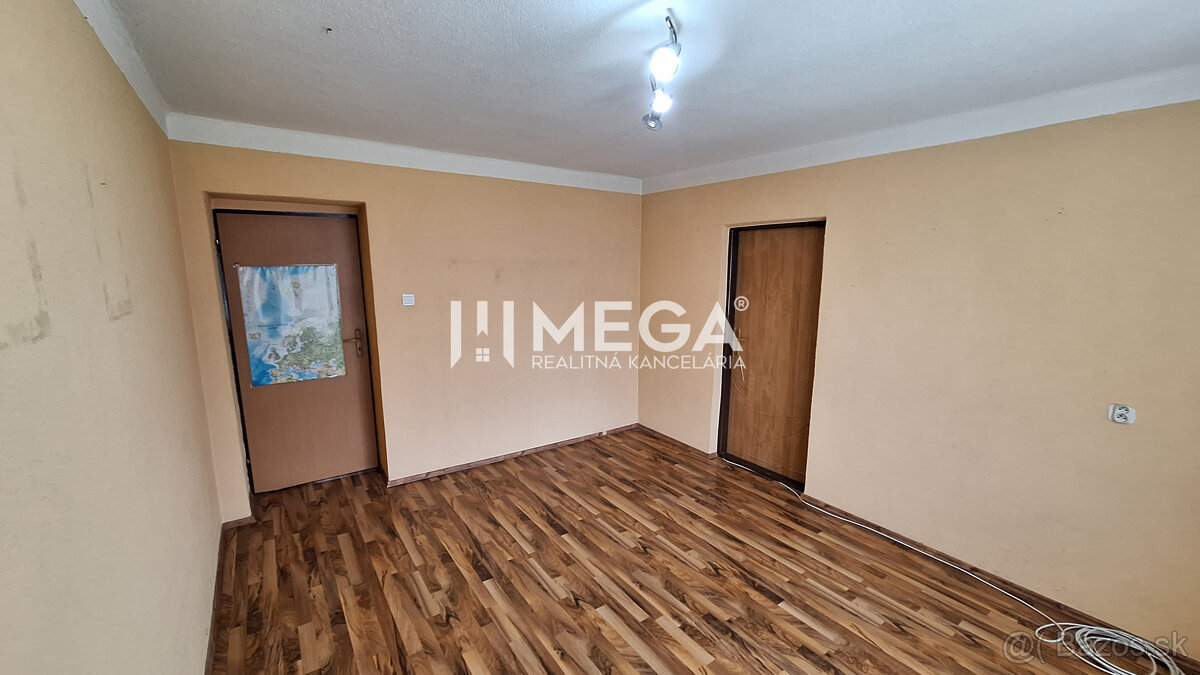 SKVELÁ CENA - NA PREDAJ 3-izbový BYT v meste Snina - 9