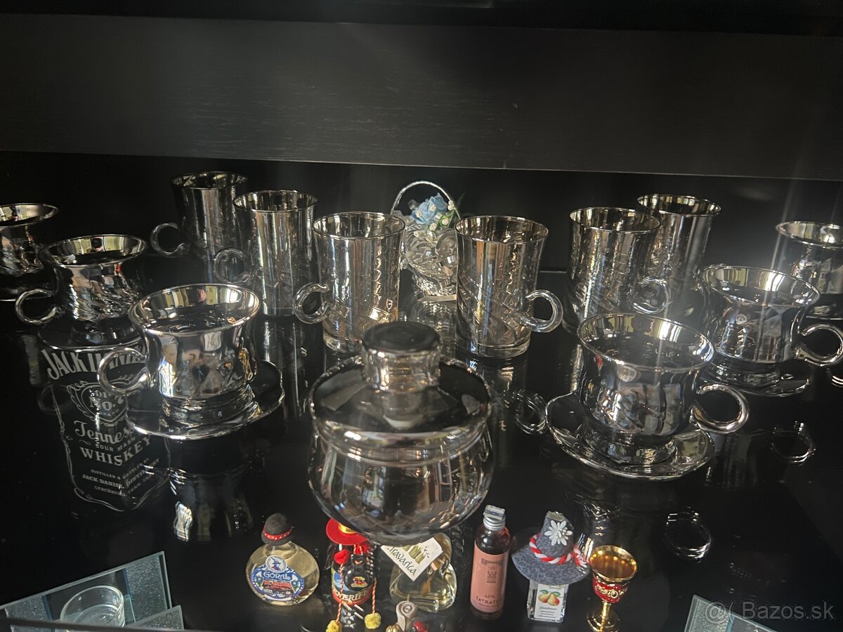 Obývacia stena s akváriom a stolom - set - 9