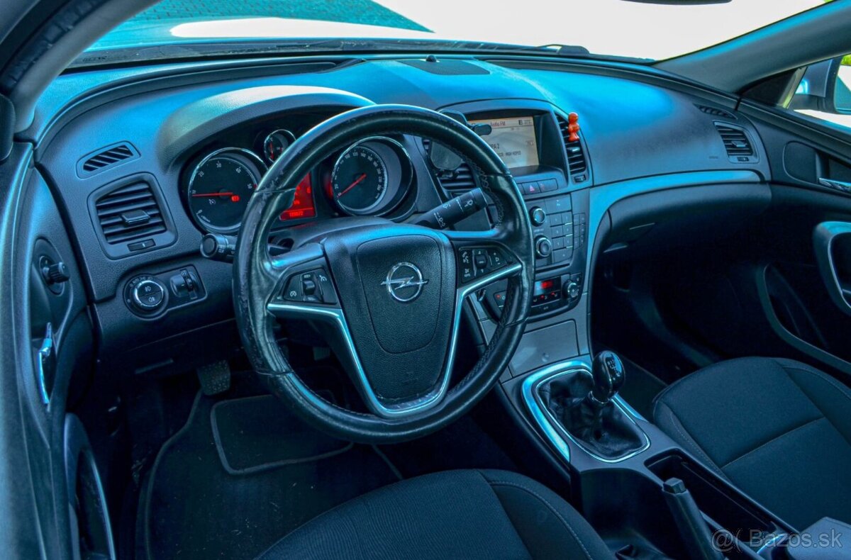 Opel Insignia 2.0 CDTI 130k Edition - 9