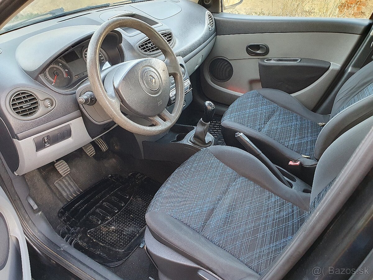 Renault Clio 1.2 16V Authentique 55 KW, M5 - 9