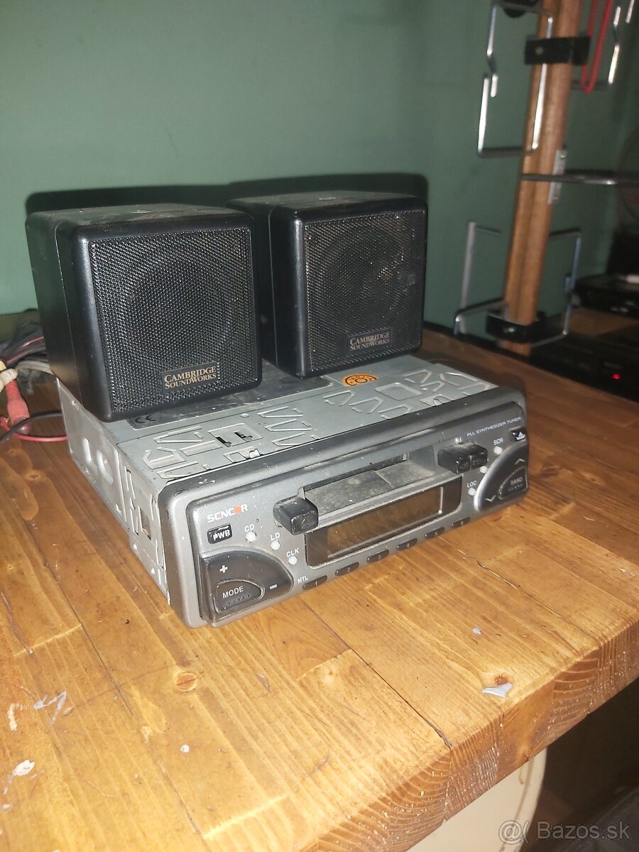 Autorádio Sony a Sencor, dvd s monitorom v opierke - 9