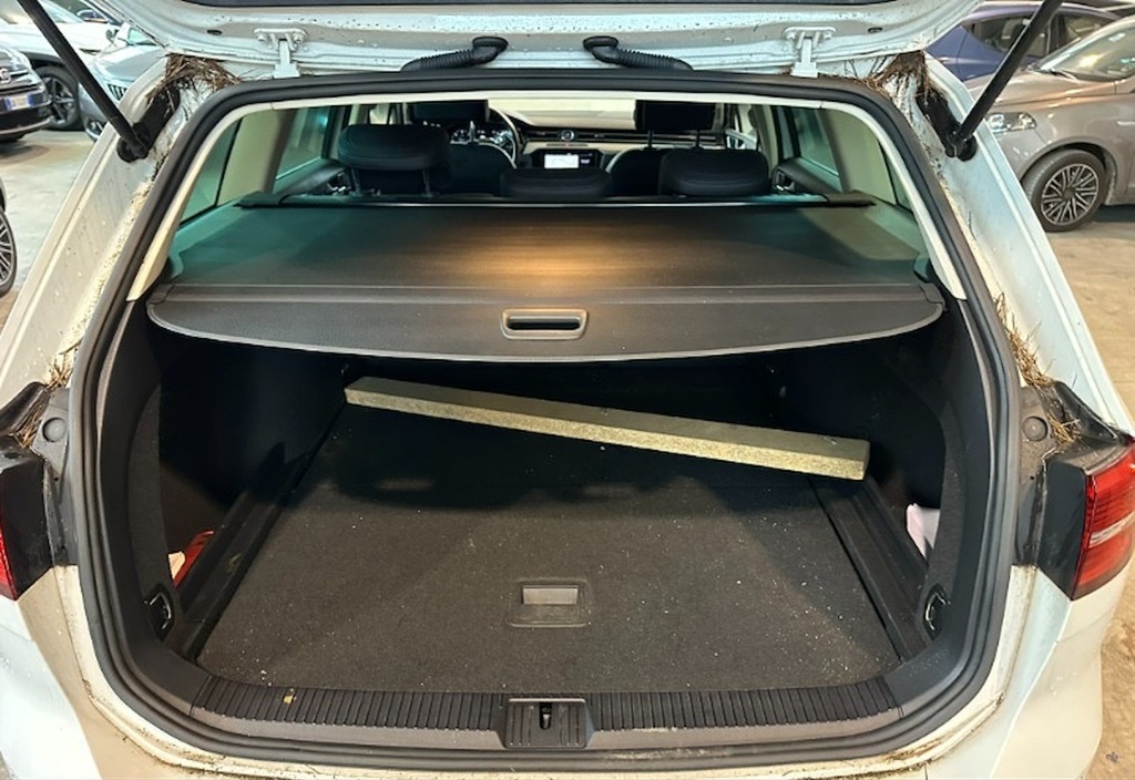 VW Passat Variant 2019 2.0TDi 110kW DSG, Virtual, odpočetDPH - 9