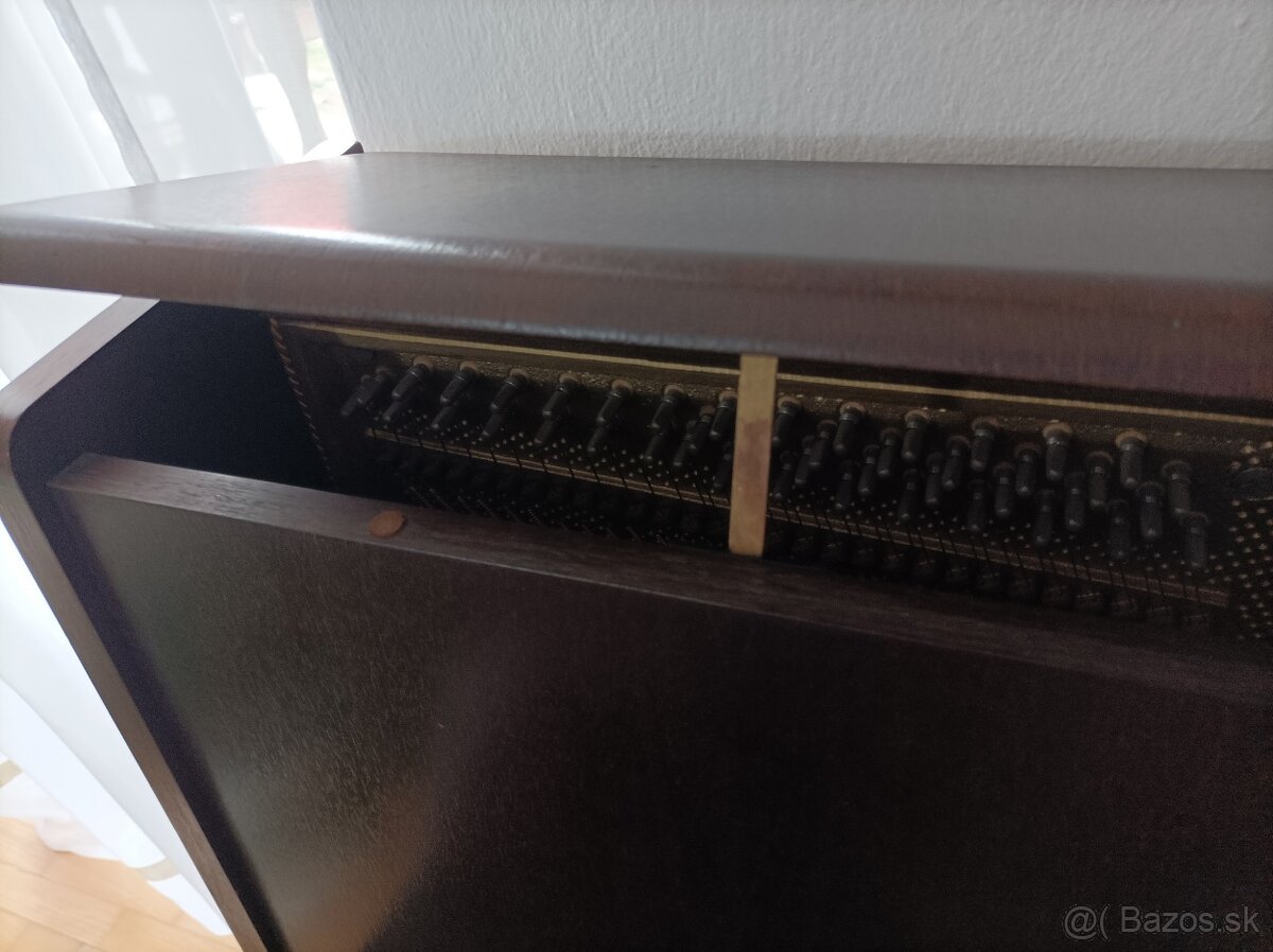Predám klavír - 9