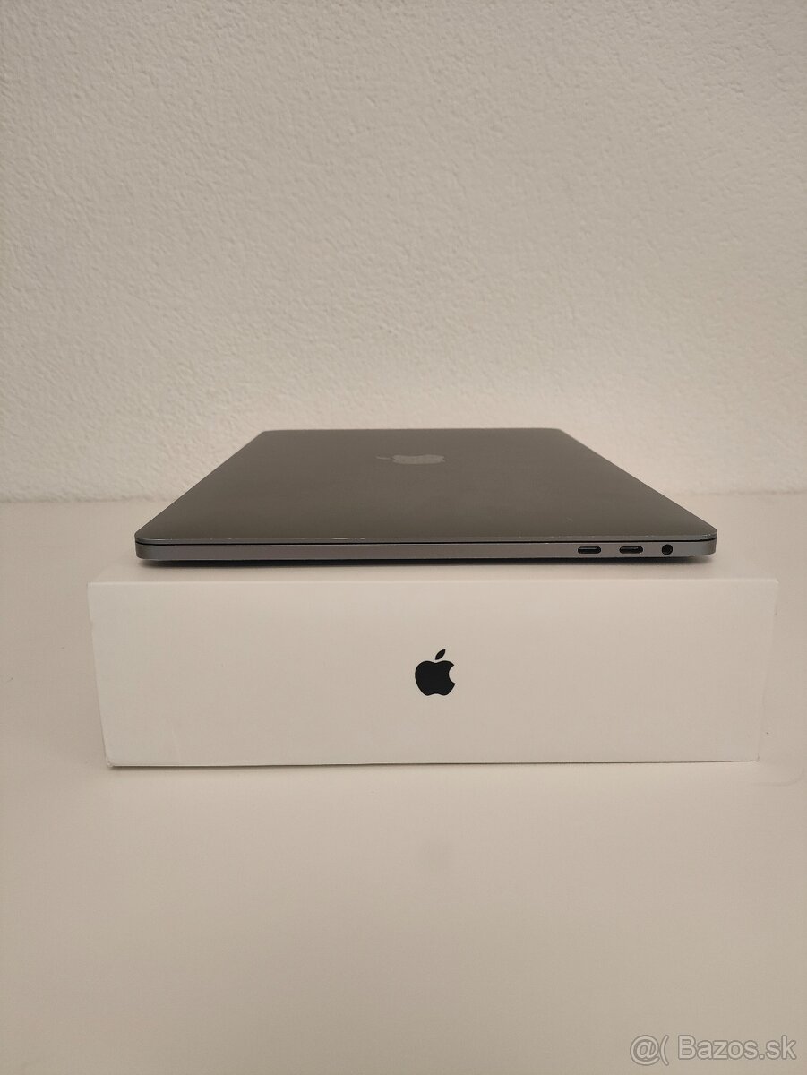 MacBook Pro 13 2018 | i5 • 8GB • 512GB SSD - 9