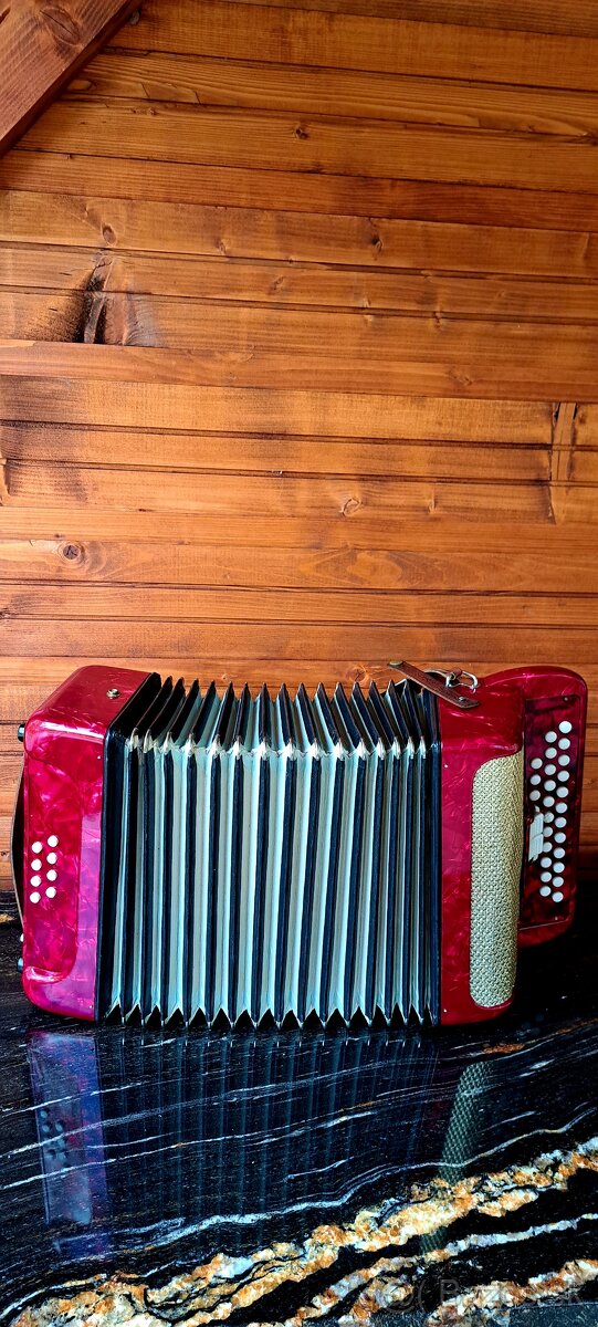 Heligónka Cyclop - 9