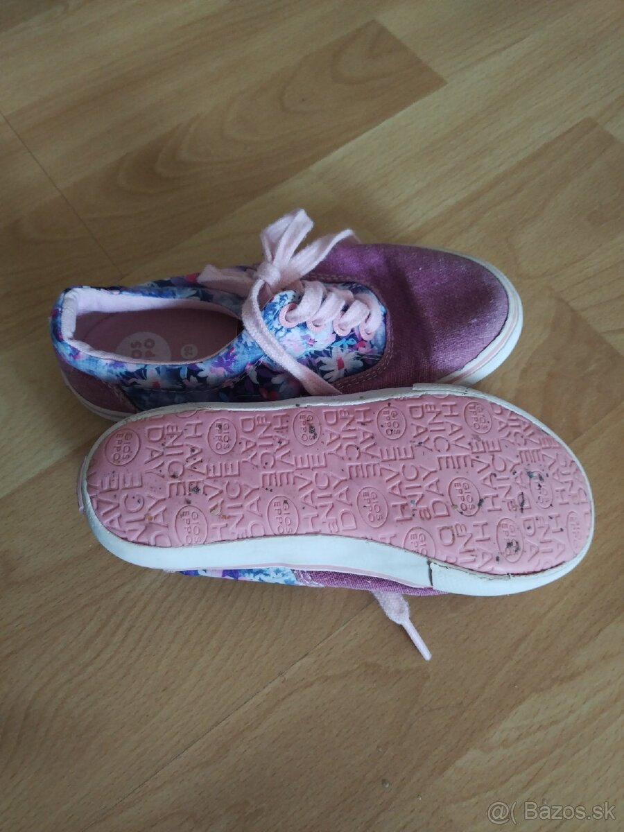 Papučky, platenky - 9