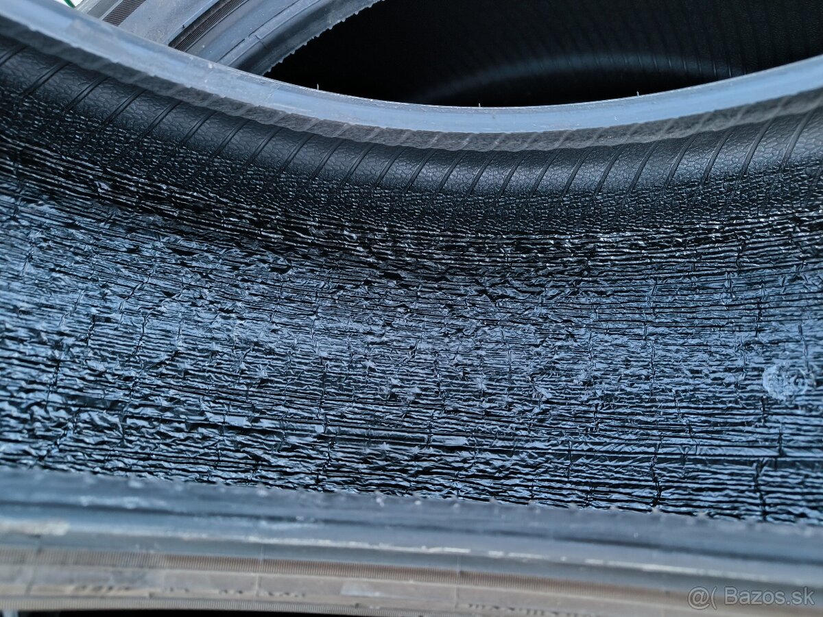 235/50 ZR 19 LETNE PNEU - 9