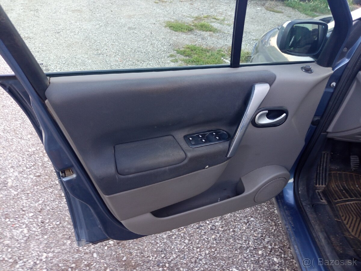 Rozpredám Renault Scénic 2 1.9 DCI 96kw - 9