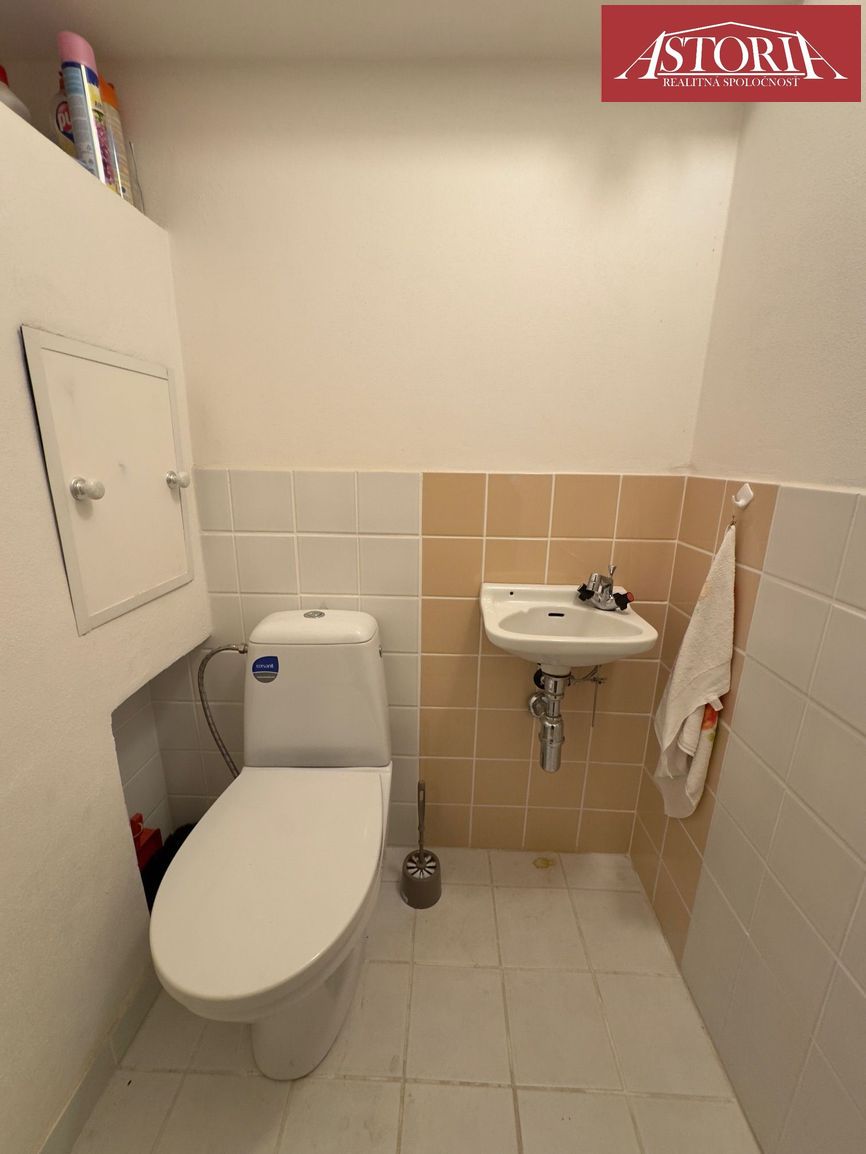 PREDAJ 3 izbový byt neďaleko centra mesta - Martin - Jahodní - 9