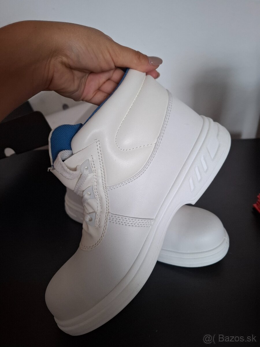 Pracovný obuv S2 - 9