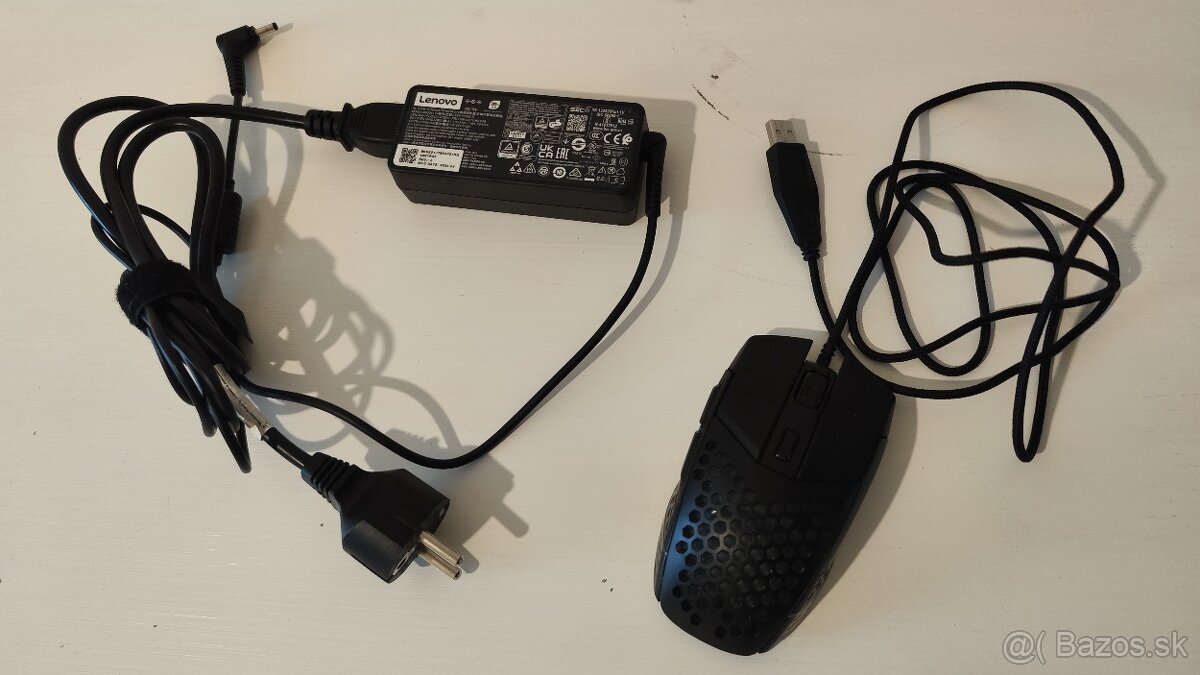 Predám Notebook LENOVO ideaPad Slim 3 15AMN8 - 9