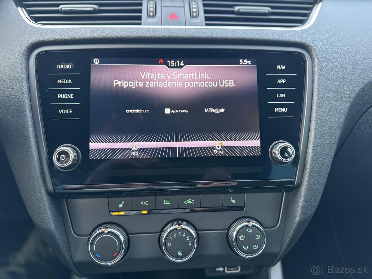 Škoda Octavia Combi 2.0 TDI DSG - 9