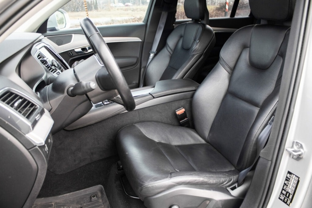 Volvo XC90 2.0 B5 Drive-E AWD A/T (2019) - 9