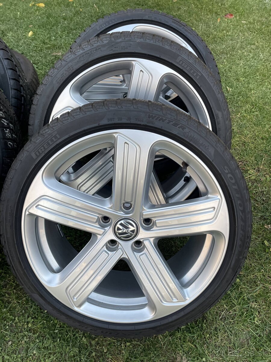 Zenith skoda Octavia RS 5x112 TRINIRTY CADIZ 7,5x18 ET 51 22 - 9