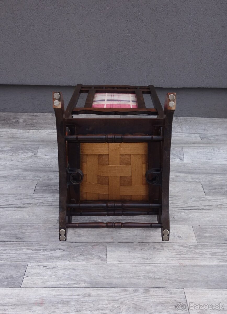 Kreslo hojdacie. - 9