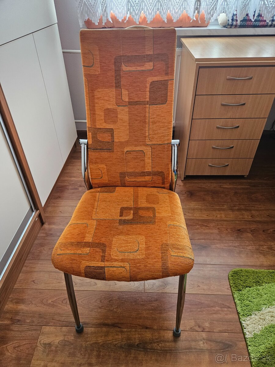 Stôl +4x stolička - 9