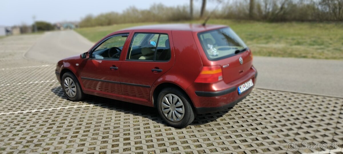 Volkswagen Golf 4 1.6 76kw - 9
