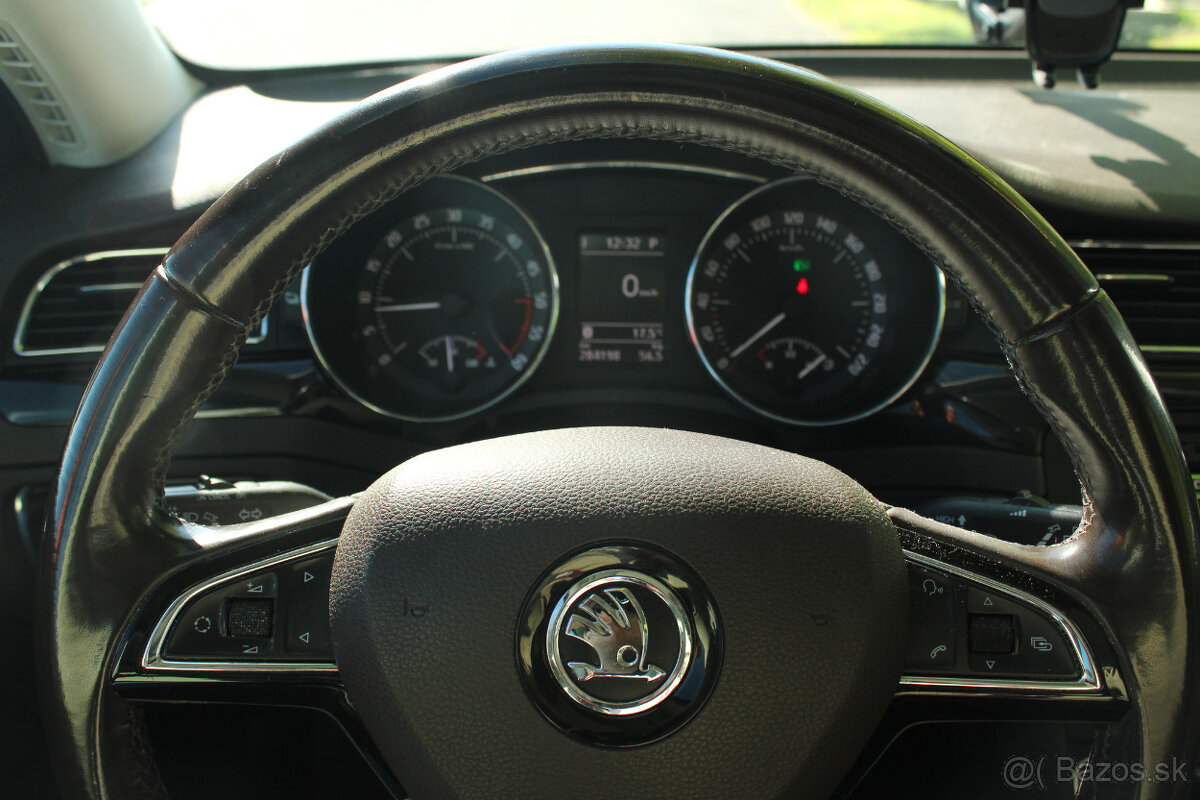 Škoda Superb Combi 2.0 TDI CR 170k L&K 4x4 DSG - SK - 9