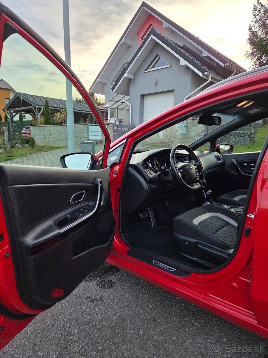 Kia Ceed 1.6CRDI Automat GT Line - 9
