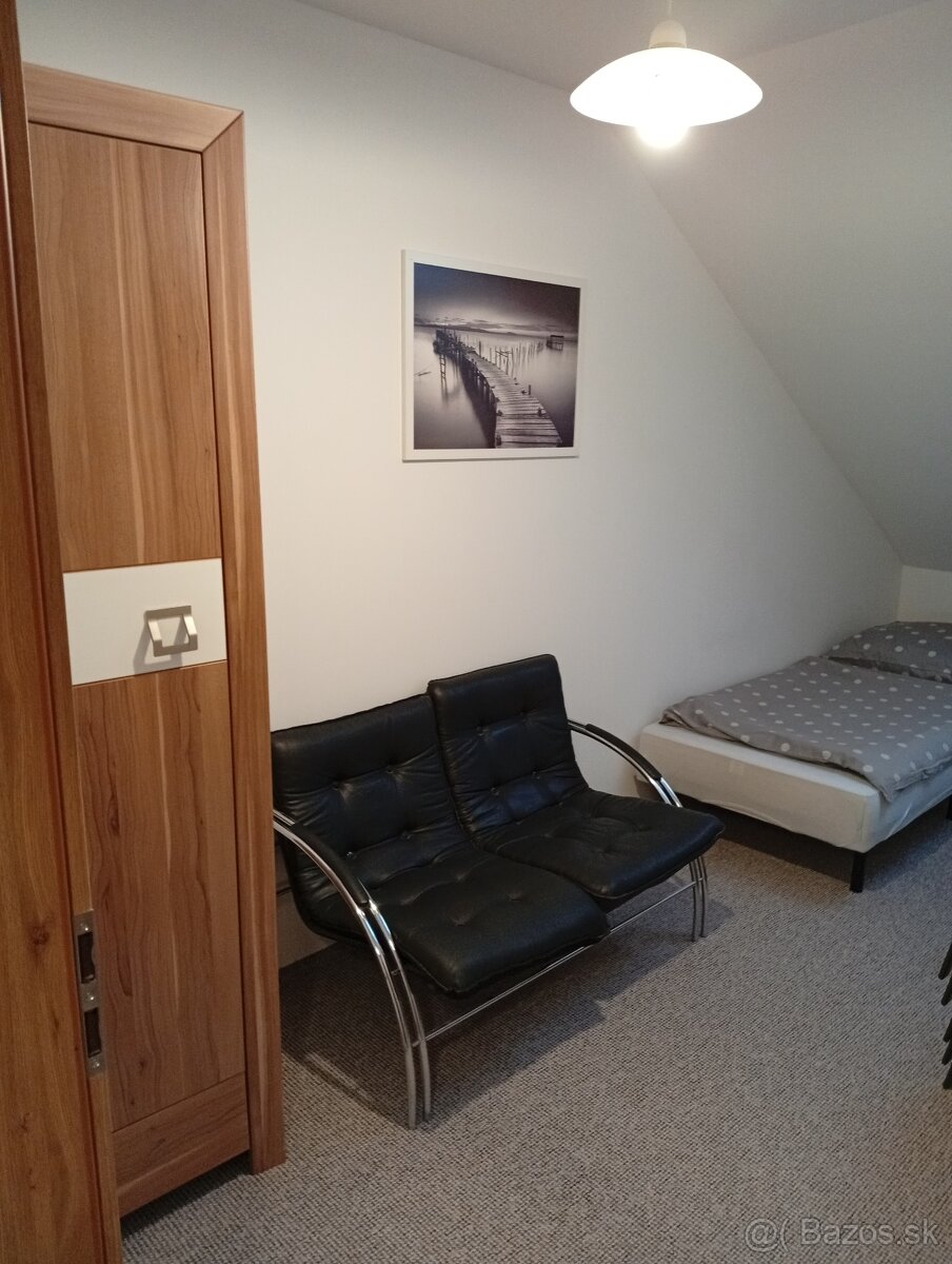 Prenajmem byt - 9