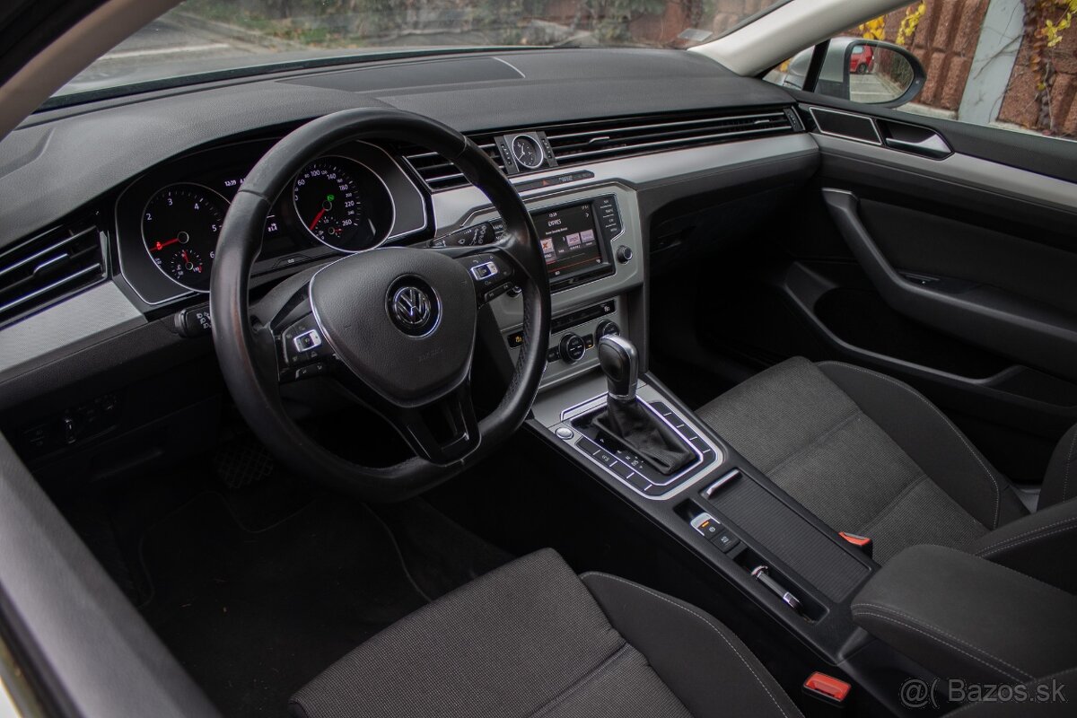 Volkswagen Passat Variant 1.6TDI DSG - 9