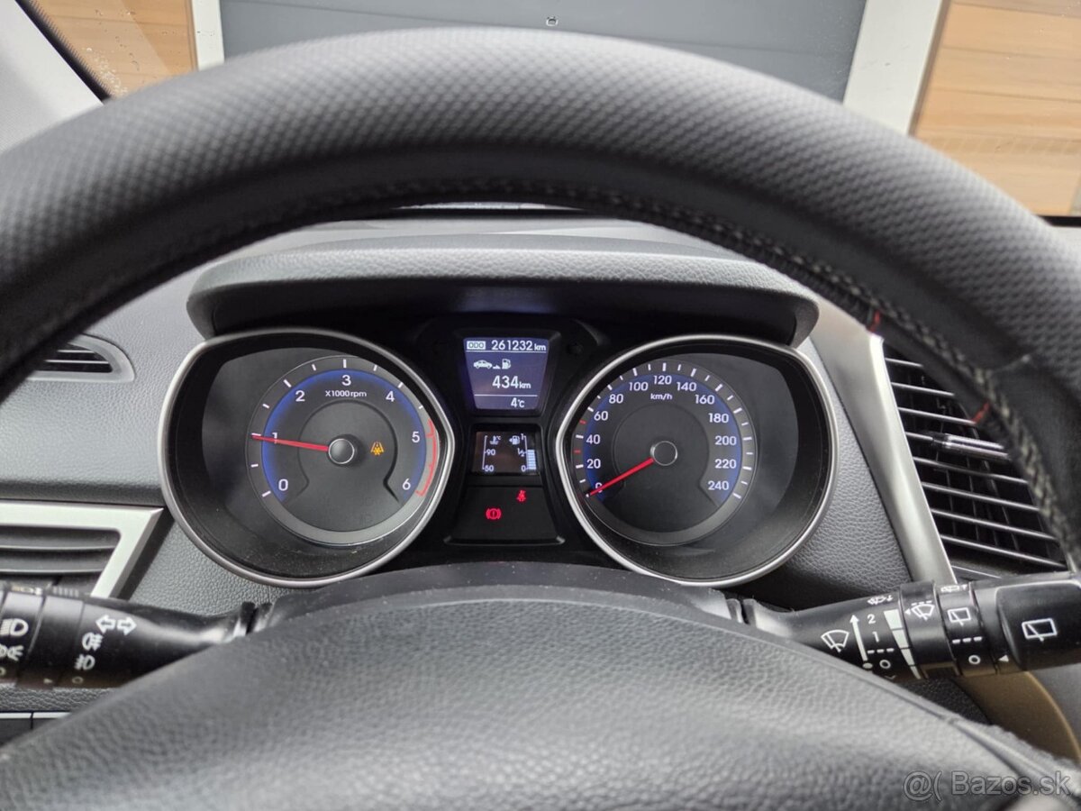 Hyundai i30 i30 1.6 CRDi rv 2012 - 9