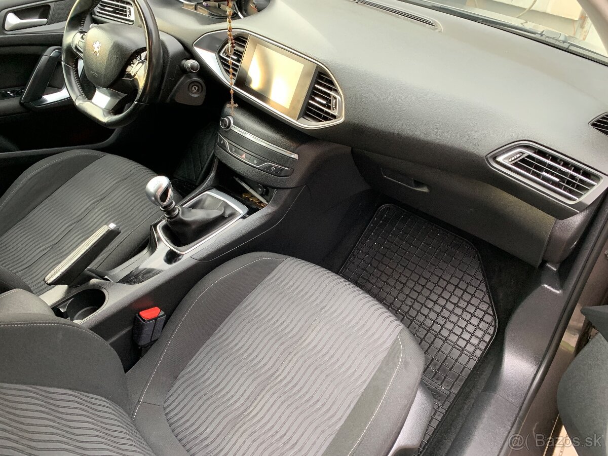 Peugeot 308sw 1.6HDI 85kw manuál 6 - 9