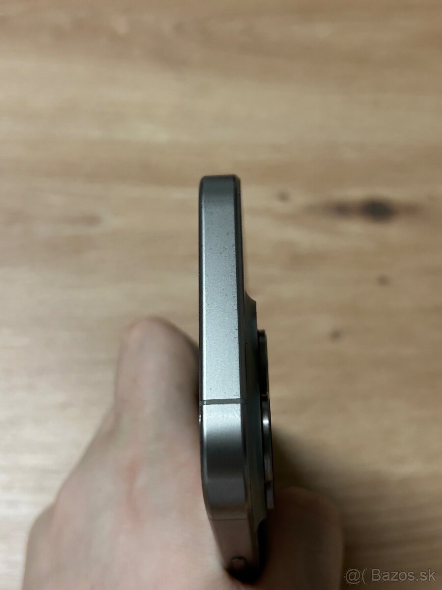 Predám Apple IPhone 15 PRO 128GB Natural Titanium - 9