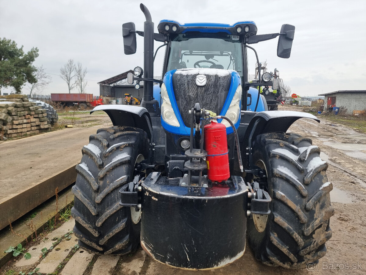 Traktor NEW HOLLAND T7.270 Auto Command™ ECO CVT - 9