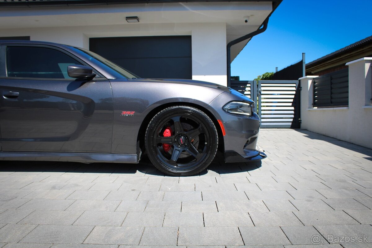 Dodge Charger 6.4 l SRT 392 Scat Pack V8 - 9