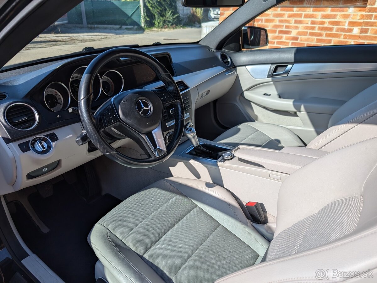Mercedes-Benz C Coupe 220CDI - 9