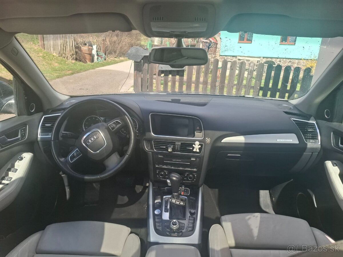Audi Q5 3.2 Tfsi - 9